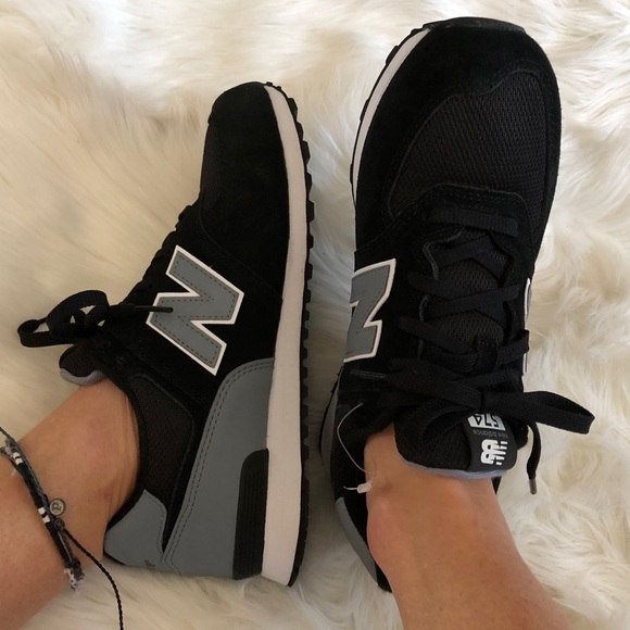 New Balance Shoes - black suede new balance athletic shoes